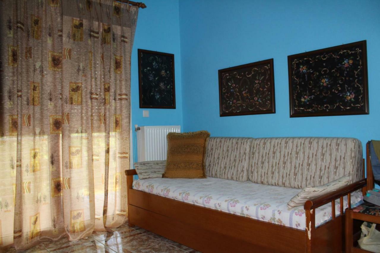 Maria'S Guesthouse Керамоті Екстер'єр фото
